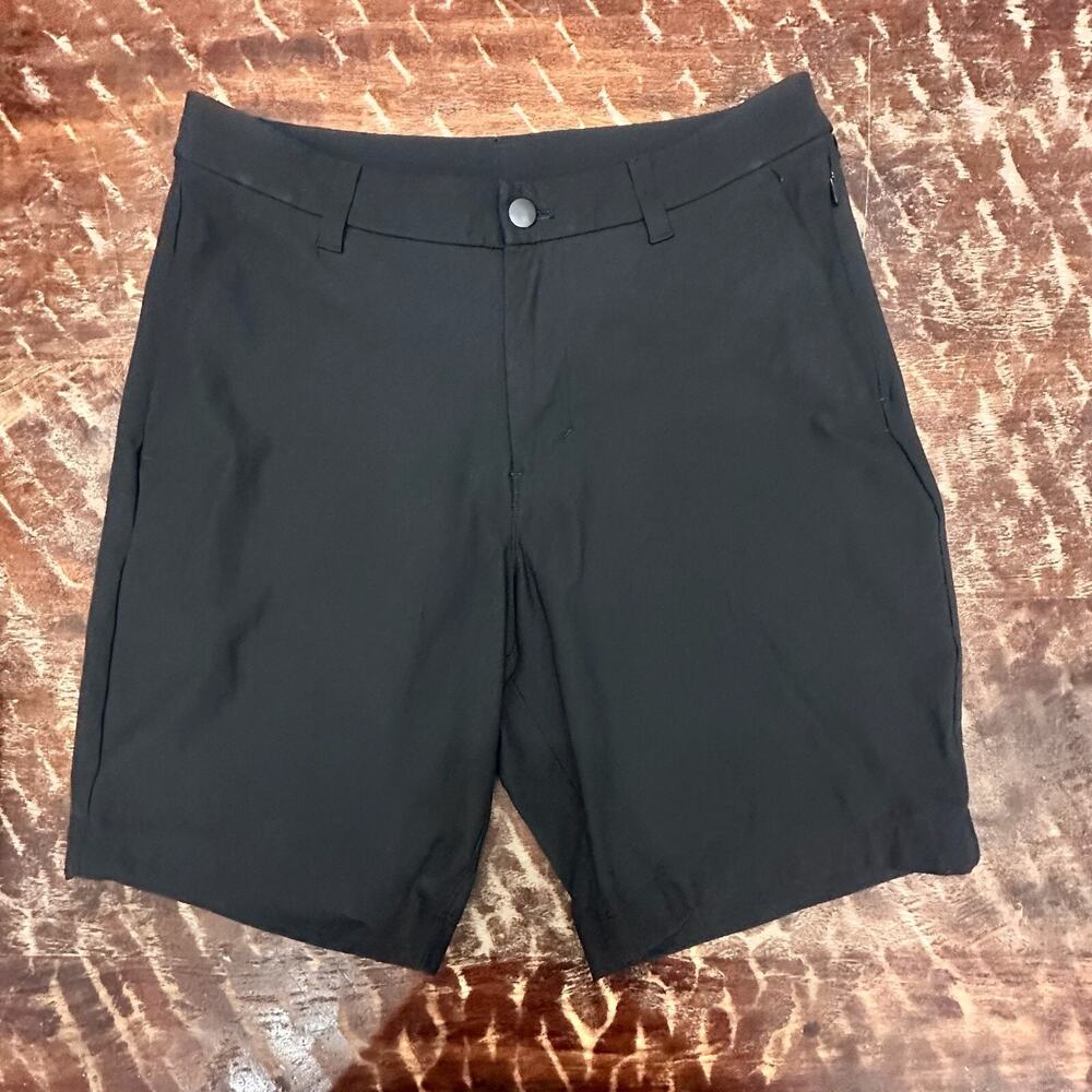 Lululemon Commission Shorts 9” Black Size 30 Classic Fit ABC Casual Menswear